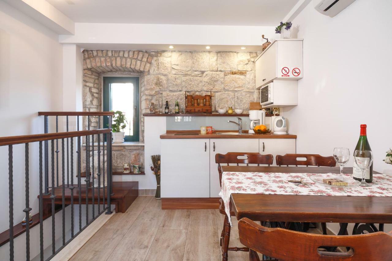 Apartments Villa Cambi Split Buitenkant foto